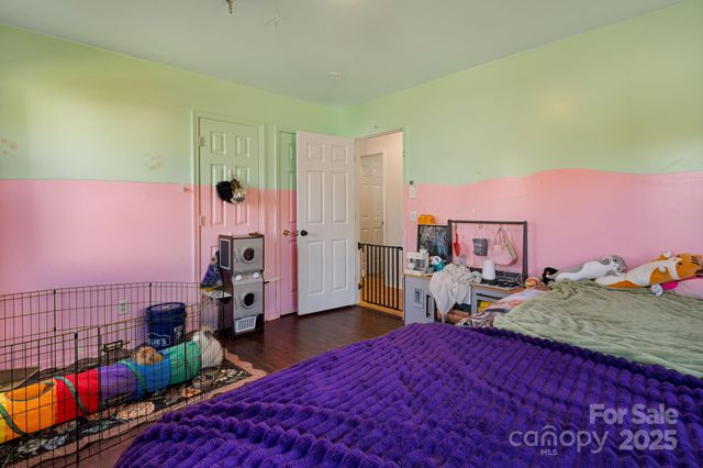 3 Elizabeth Street, Canton, NC 28716