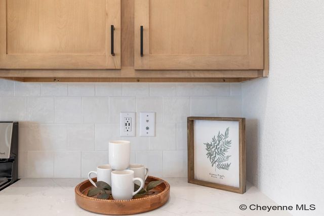 2243 PACK SADDLE RD, Cheyenne, WY 82009