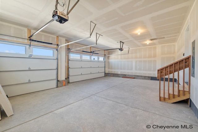 2243 PACK SADDLE RD, Cheyenne, WY 82009