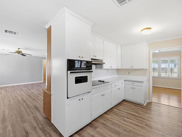 305 STERLING Drive, Montgomery, AL 36109