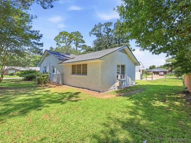 305 STERLING Drive, Montgomery, AL 36109