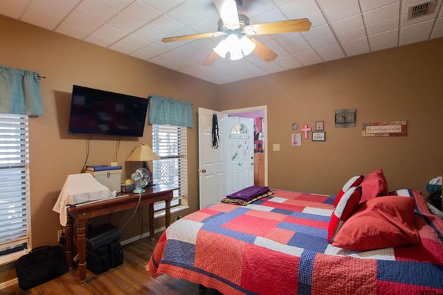 2013 FM 3288 E, Jacksonville, TX 75766