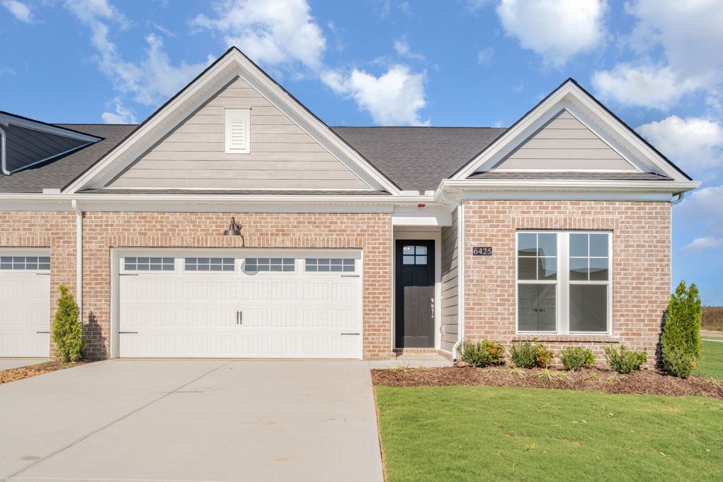 6415 Waymeet Dr, Spring Hill, TN 37174