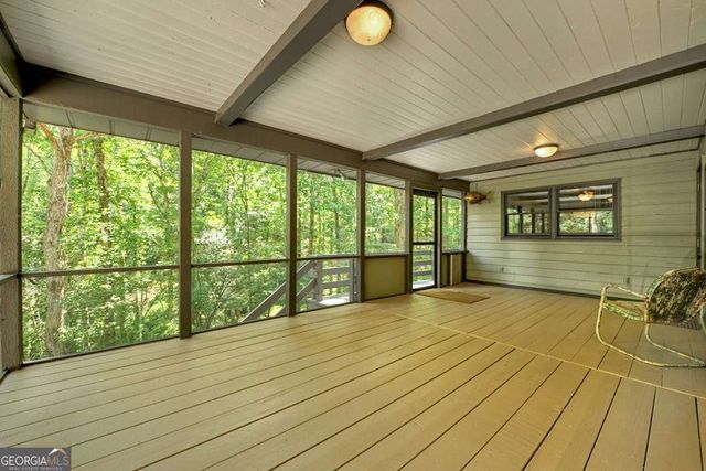 260 Flat Creek Crossing, Blue Ridge, GA 30513