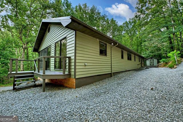 260 Flat Creek Crossing, Blue Ridge, GA 30513