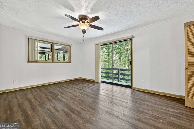 260 Flat Creek Crossing, Blue Ridge, GA 30513