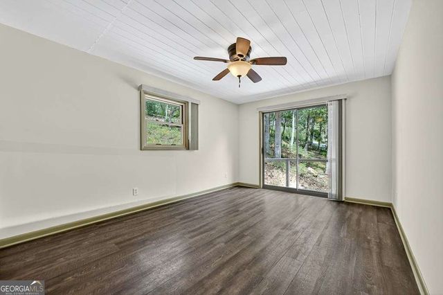 260 Flat Creek Crossing, Blue Ridge, GA 30513