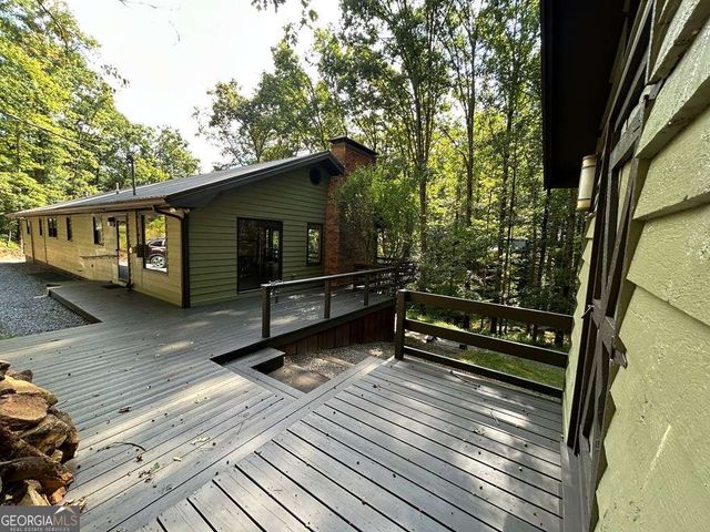 260 Flat Creek Crossing, Blue Ridge, GA 30513