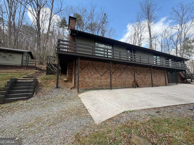 260 Flat Creek Crossing, Blue Ridge, GA 30513