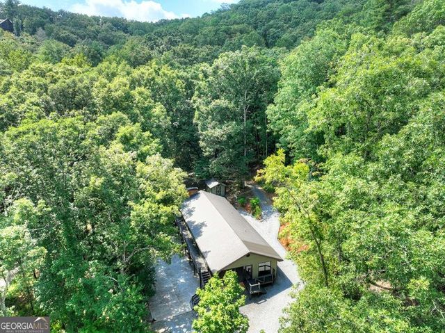 260 Flat Creek Crossing, Blue Ridge, GA 30513