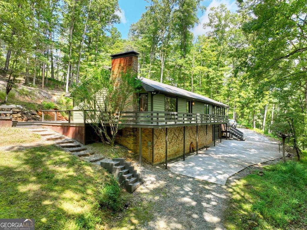 260 Flat Creek Crossing, Blue Ridge, GA 30513