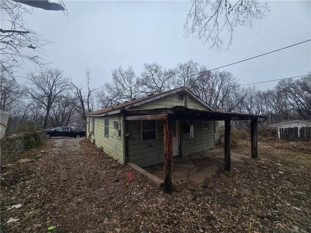 1901 Spring Street, Kansas City, MO 64126