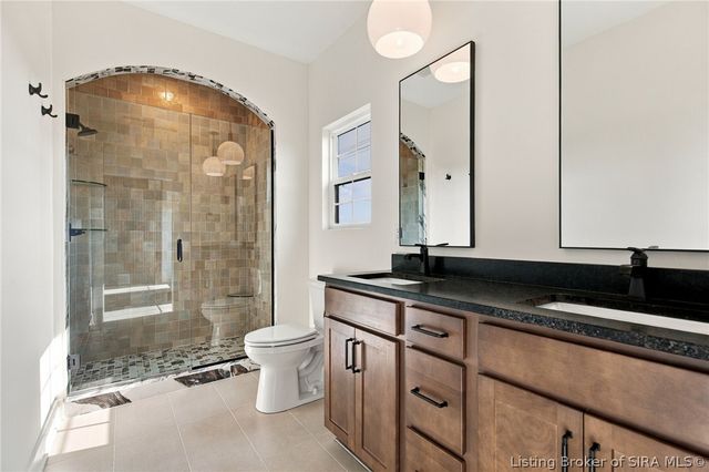 5010 Win Way, Jeffersonville, IN 47130