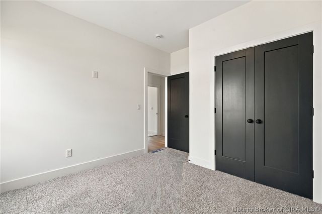 5010 Win Way, Jeffersonville, IN 47130