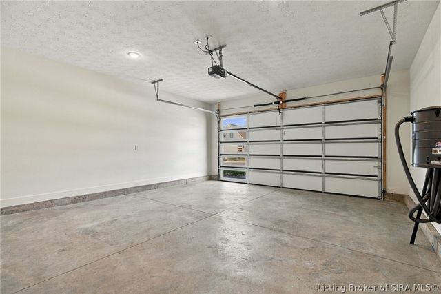 5010 Win Way, Jeffersonville, IN 47130