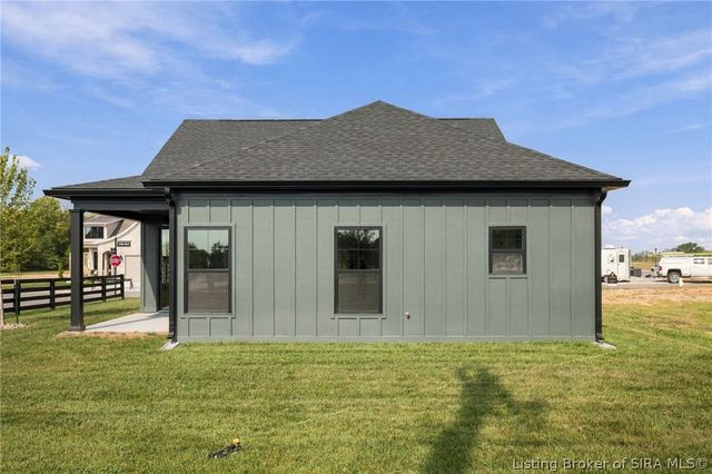 5010 Win Way, Jeffersonville, IN 47130