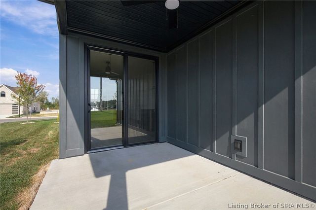 5010 Win Way, Jeffersonville, IN 47130