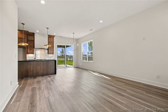5010 Win Way, Jeffersonville, IN 47130