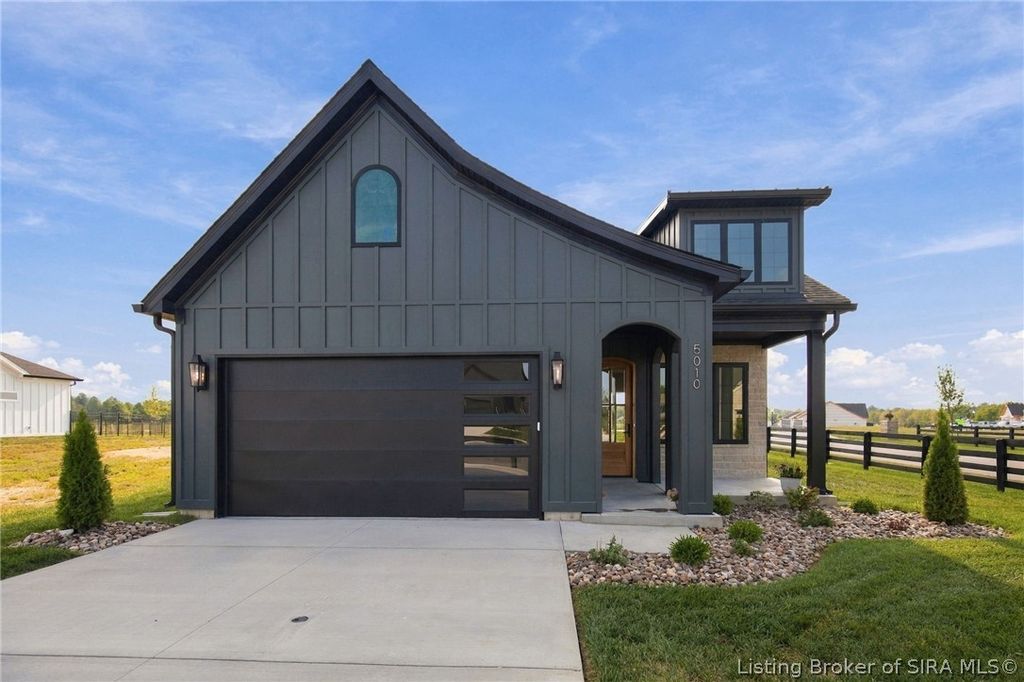 5010 Win Way, Jeffersonville, IN 47130