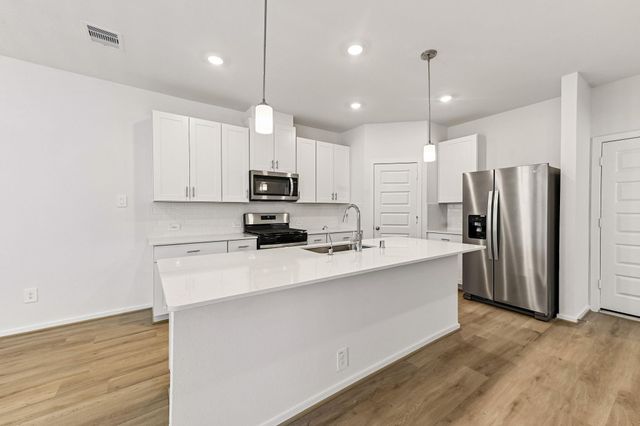 704 Sand Dollar Drive, Kemah, TX 77565