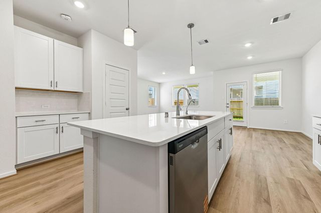 704 Sand Dollar Drive, Kemah, TX 77565