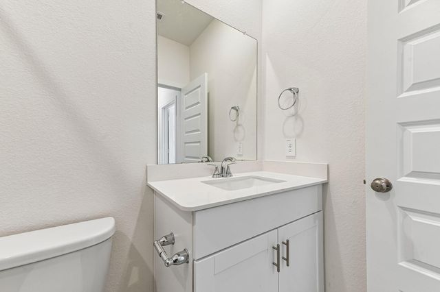 704 Sand Dollar Drive, Kemah, TX 77565