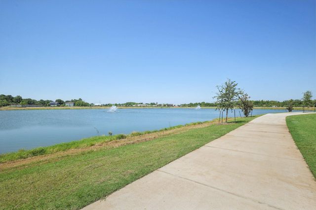 704 Sand Dollar Drive, Kemah, TX 77565