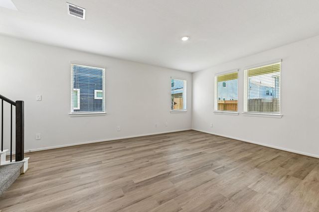 704 Sand Dollar Drive, Kemah, TX 77565