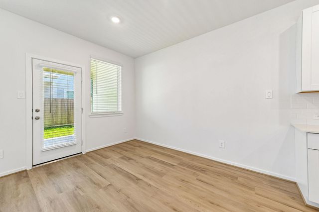 704 Sand Dollar Drive, Kemah, TX 77565