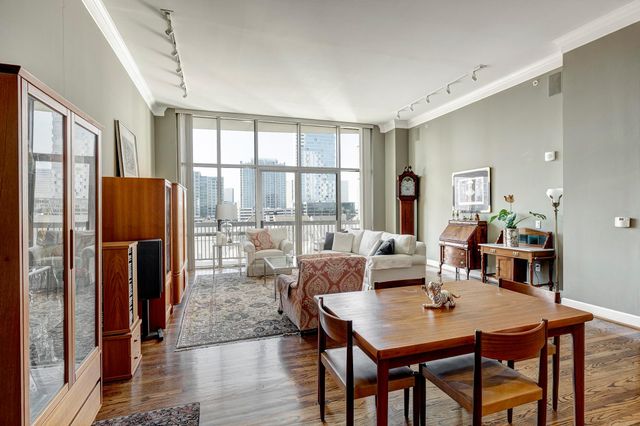 2211 Briarglen Drive 706, Houston, TX 77027