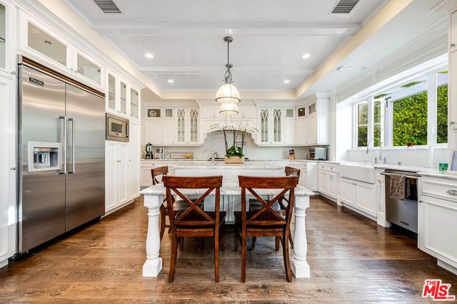 10515 Whipple Street, Toluca Lake (los Angeles), CA 91602