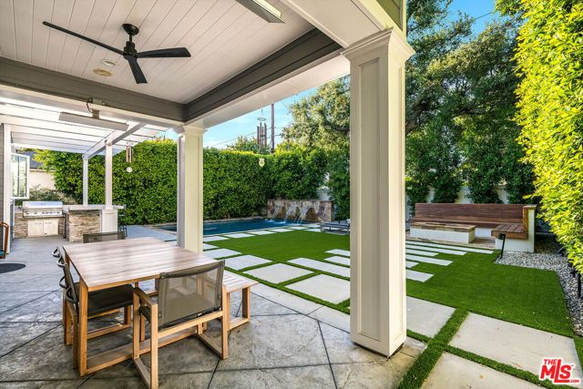 10515 Whipple Street, Toluca Lake (los Angeles), CA 91602