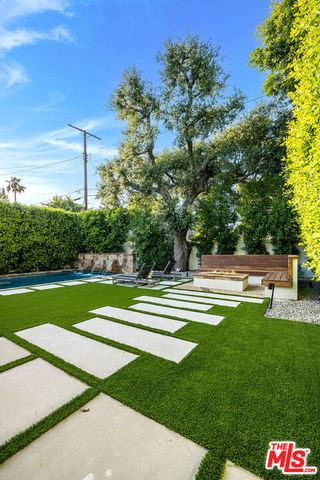 10515 Whipple Street, Toluca Lake (los Angeles), CA 91602