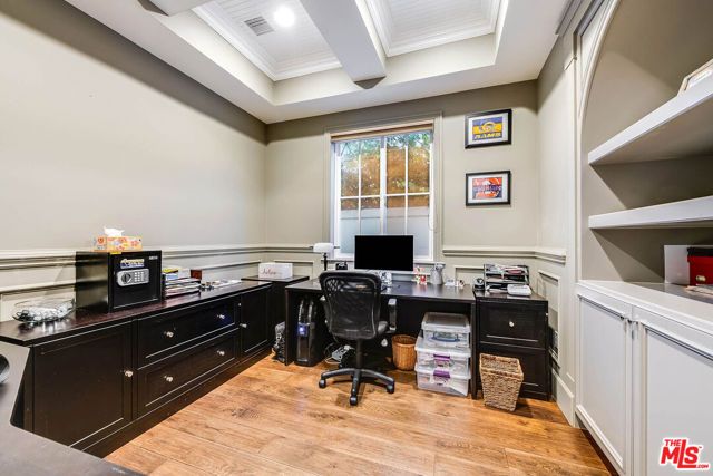10515 Whipple Street, Toluca Lake (los Angeles), CA 91602