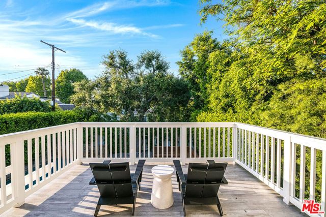 10515 Whipple Street, Toluca Lake (los Angeles), CA 91602