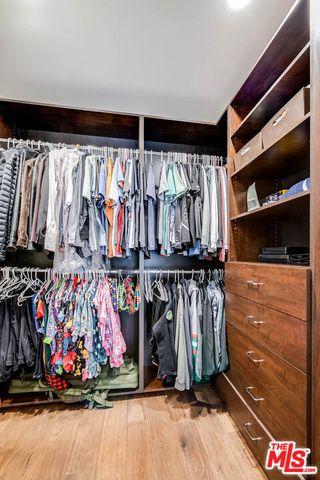 10515 Whipple Street, Toluca Lake (los Angeles), CA 91602