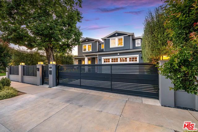 10515 Whipple Street, Toluca Lake (los Angeles), CA 91602