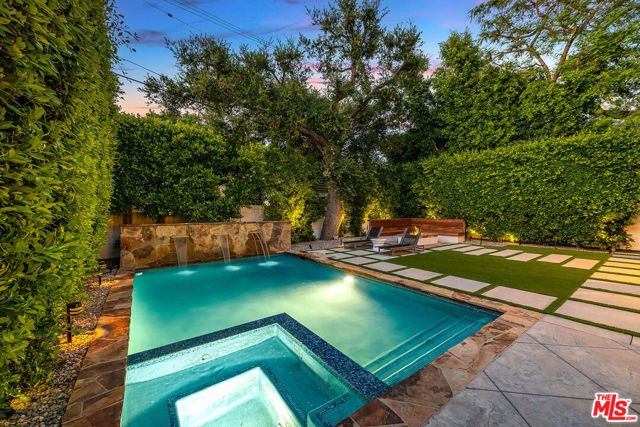 10515 Whipple Street, Toluca Lake (los Angeles), CA 91602