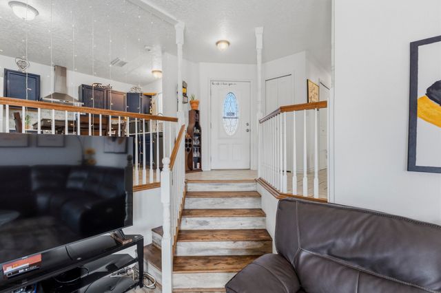 1728 Jeffrey Road NE, Rio Rancho, NM 87144