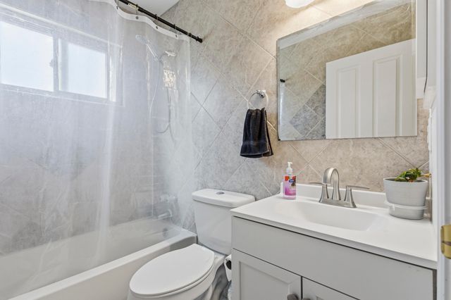 1728 Jeffrey Road NE, Rio Rancho, NM 87144