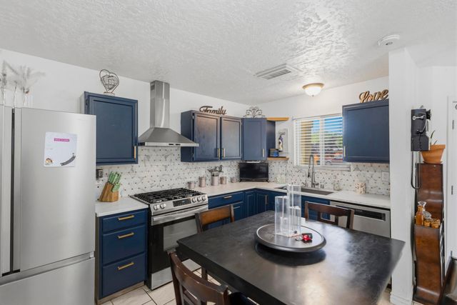 1728 Jeffrey Road NE, Rio Rancho, NM 87144