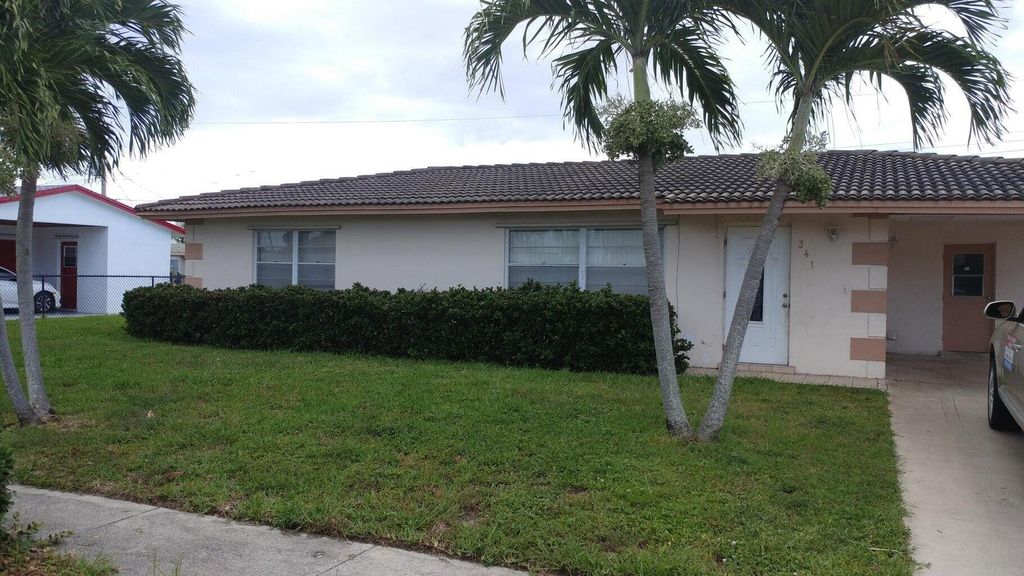 341 W 22nd Court, Riviera Beach, FL 33404