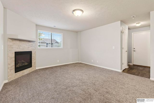 16637 Potter Street, Bennington, NE 68007