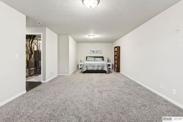16637 Potter Street, Bennington, NE 68007
