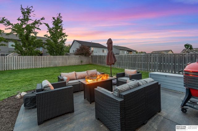 16637 Potter Street, Bennington, NE 68007