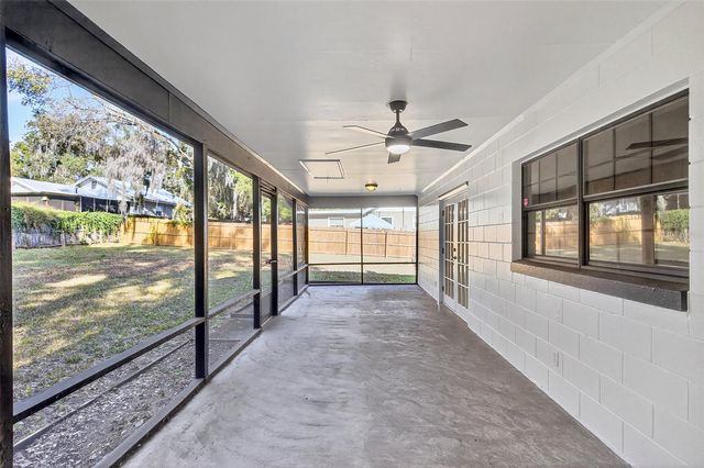 303 E FOUNTAIN STREET, Fruitland Park, FL 34731