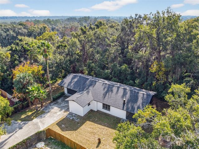 303 E FOUNTAIN STREET, Fruitland Park, FL 34731