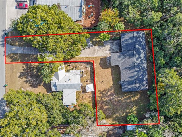 303 E FOUNTAIN STREET, Fruitland Park, FL 34731