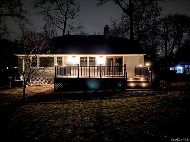 4 Susan Court, White Plains, NY 10605