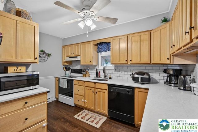 2716 Division Street, Palmer Twp, PA 18045